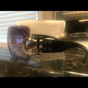 Christian Dior Airspeed Avedo Sunglasses with case